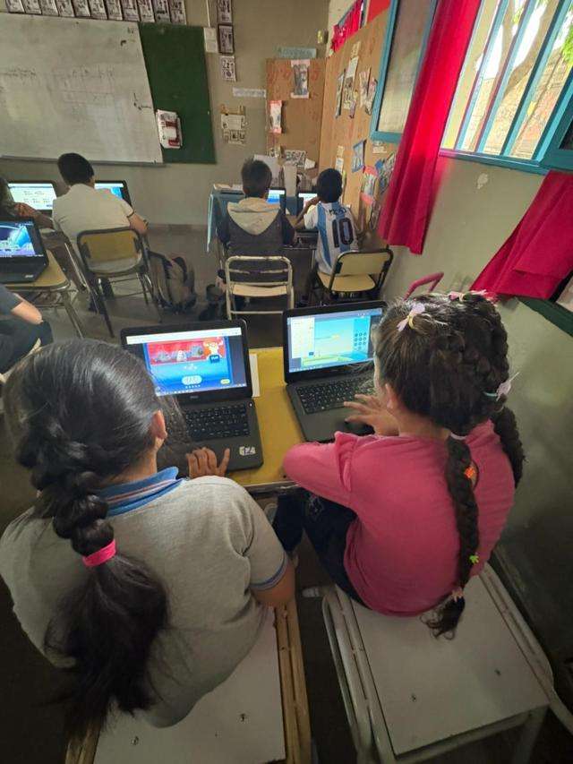 00- WhatsApp Image 2025-10-18 at 11.58.24 (1)