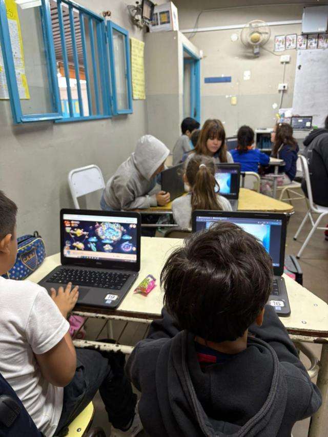 00- WhatsApp Image 2025-10-18 at 11.58.27 (1)